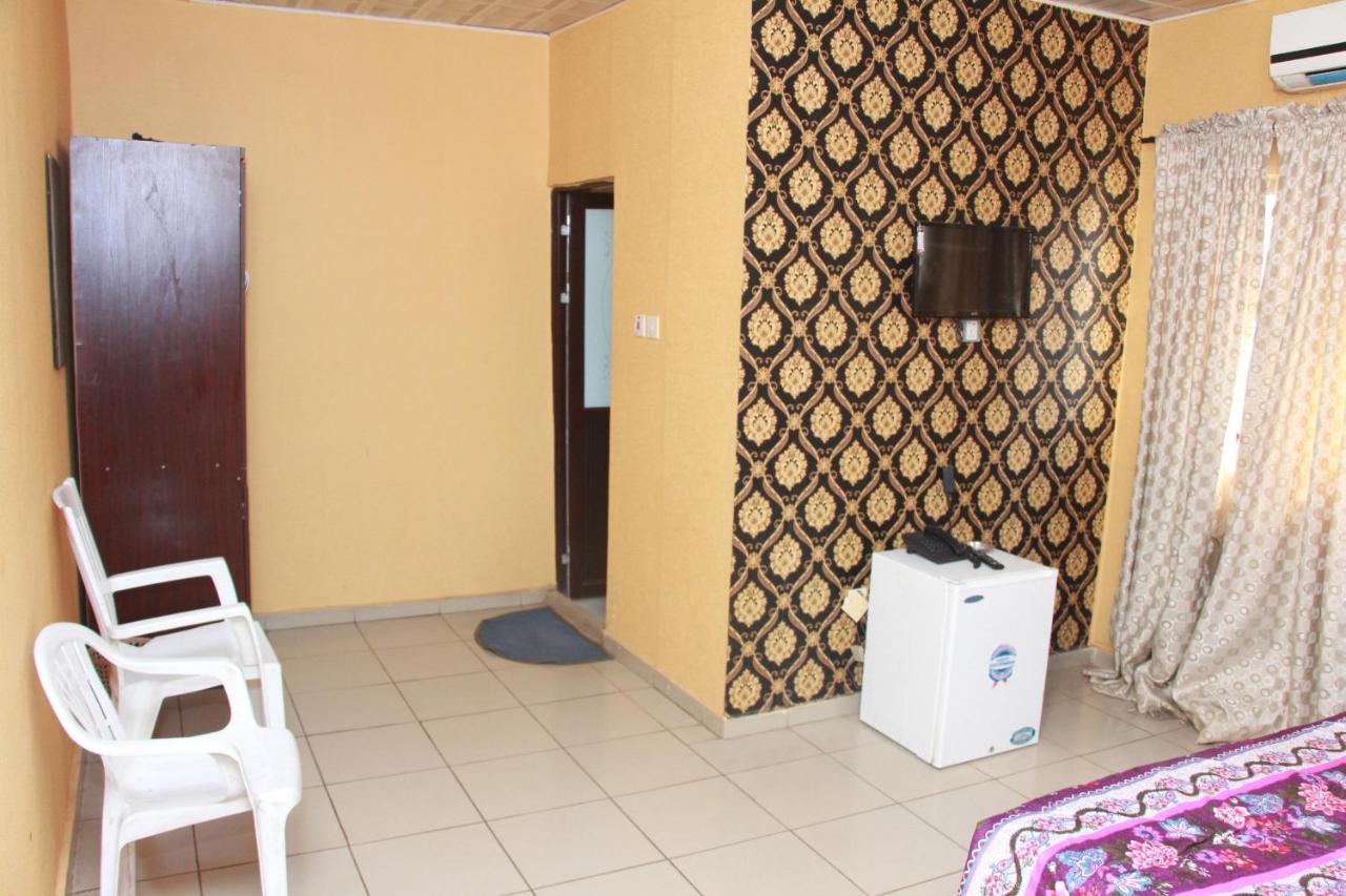 Abatete Guest House Mobushipe Exterior photo